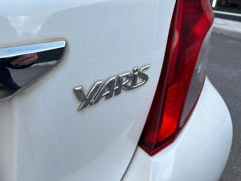 Toyota Yaris 5 Porte 1.0 BENZ 69 CV ADATTA A NEOPATENTATI