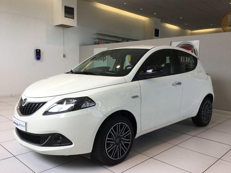 Lancia Ypsilon 1.0 FireFly 70cv Hybrid Gold Plus MY23