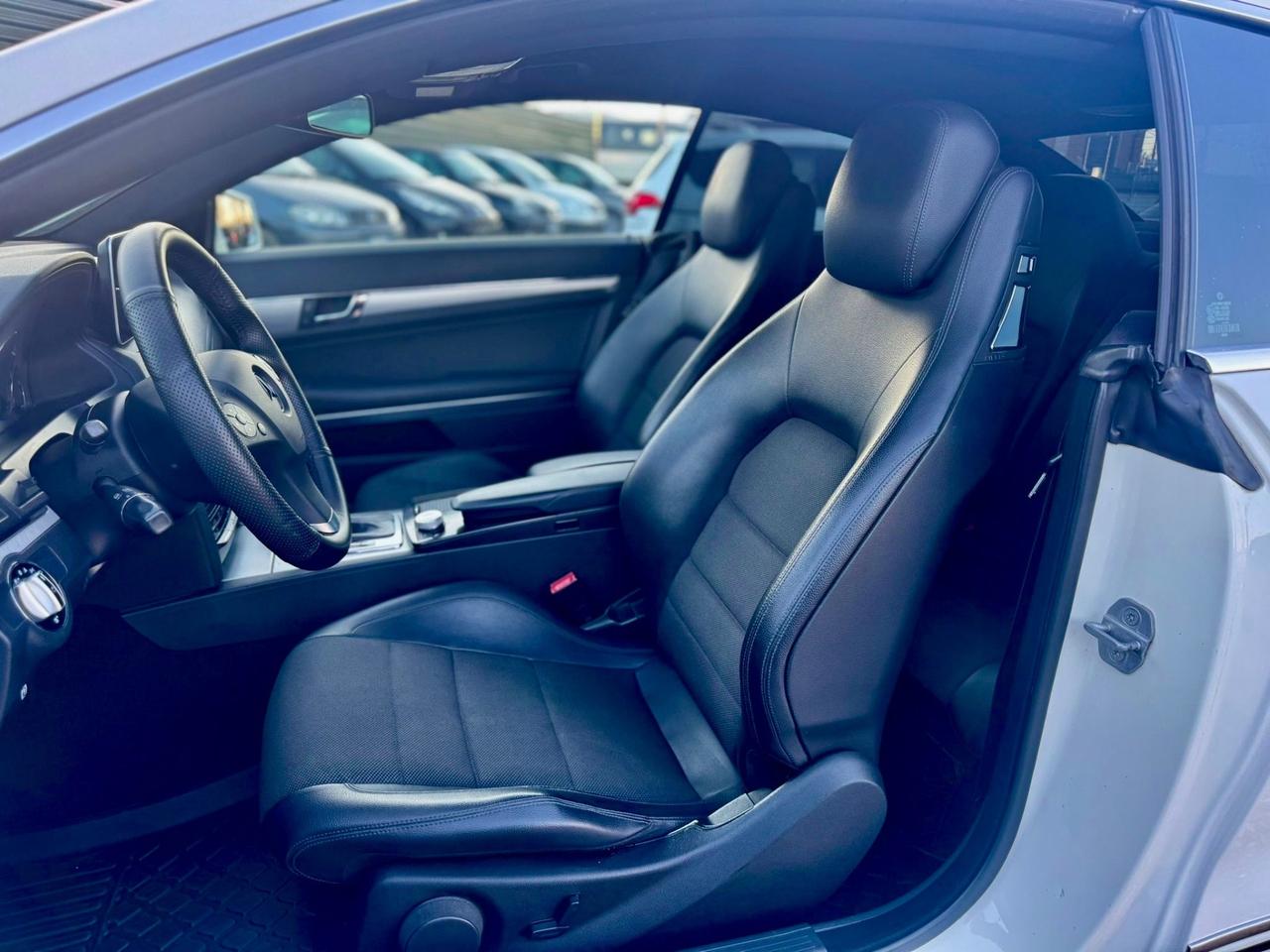 Mercedes-benz E 220 CDI Coupé BlueEFFICIENCY Avantgarde Automatica