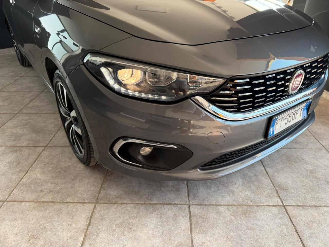Fiat Tipo 1.6 Mjt S&S 5 porte S-Design