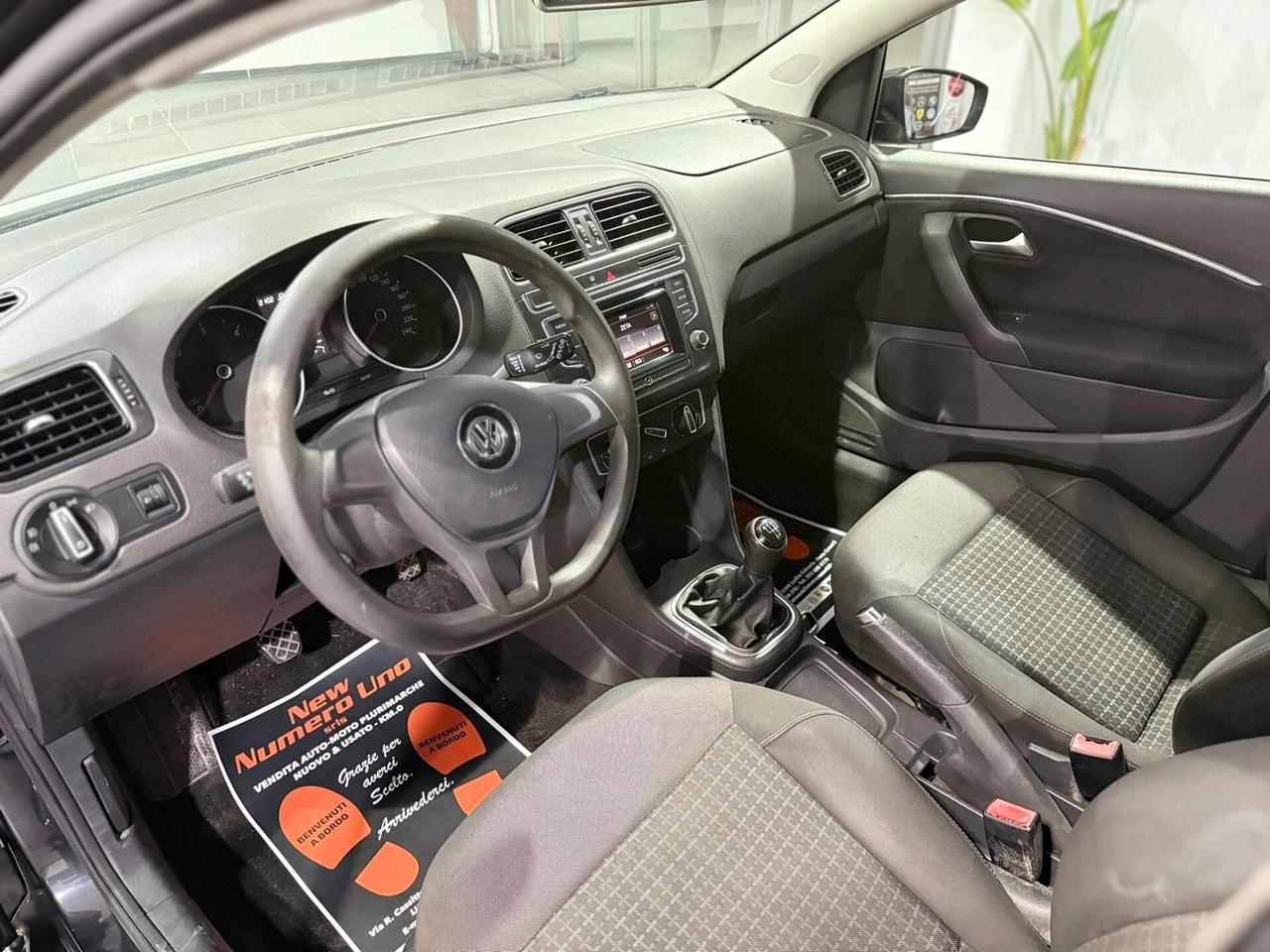 Volkswagen Polo 1.4 TDI 75cv Comfortline 2015
