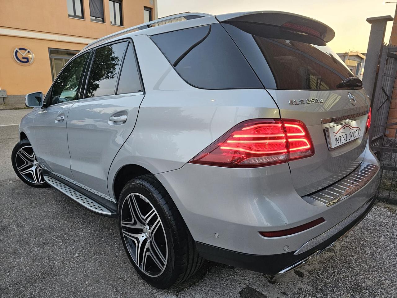 Mercedes-benz GLE 250d 204cv 4Matic Sport*Pelle*Navi*20*Pedane*