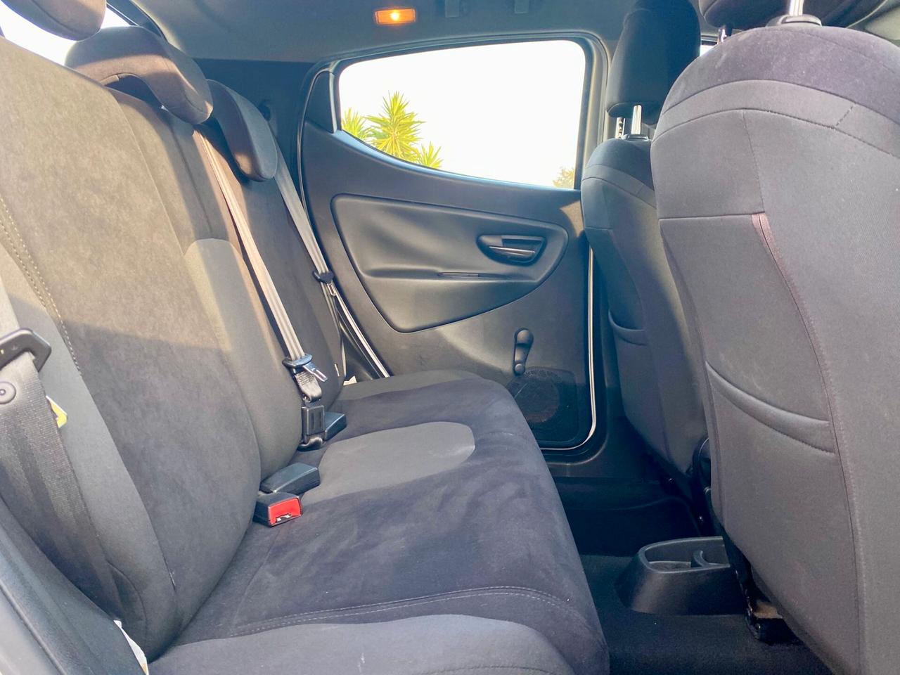 Lancia Ypsilon 1.3 MJT 16V 95 cv. 5 porte S&S Gold