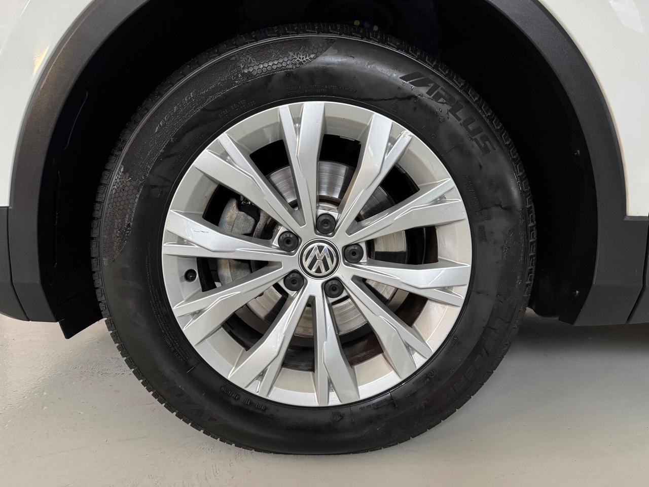 Volkswagen Tiguan 2.0 TDI SCR DSG Business BlueMotion Technology