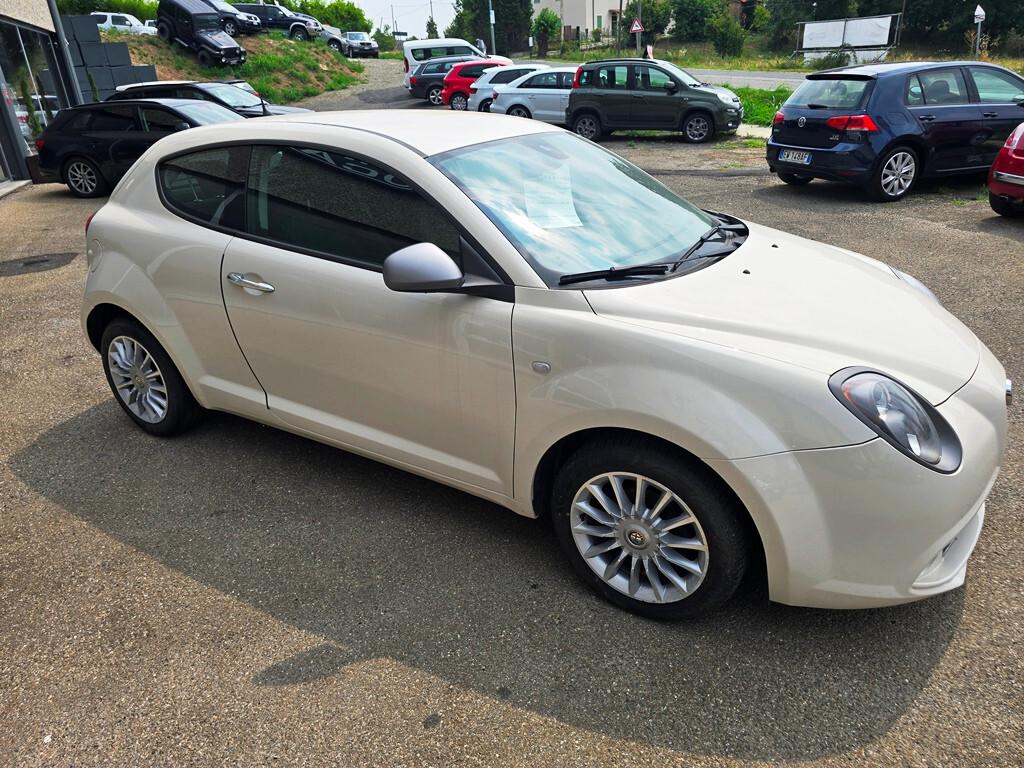 Alfa Romeo MiTo 1.4 78 CV Distinctive IDEALE PER NEO PATENTATI