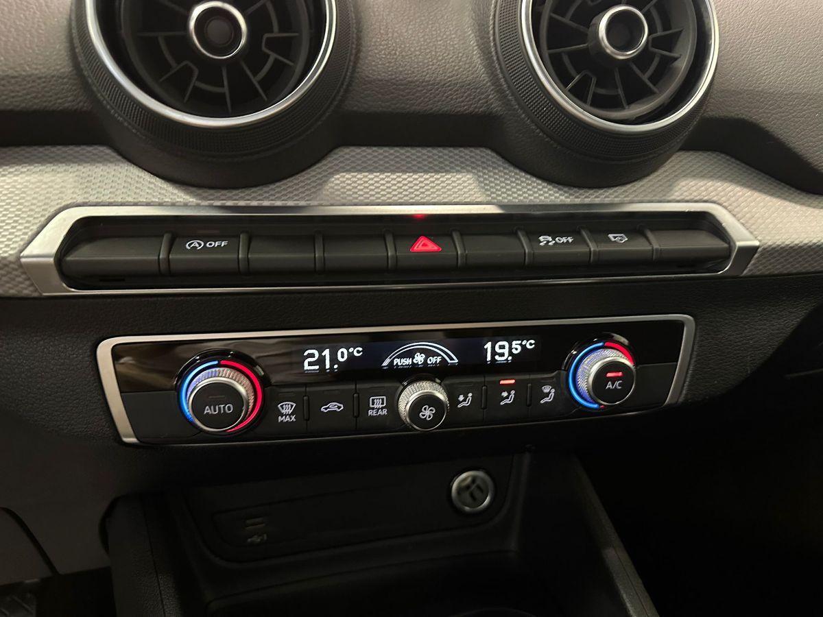 AUDI Q2 35 TDI quattro S tronic -4x4- NAVIG - FARI LED - GAR.24 MESI