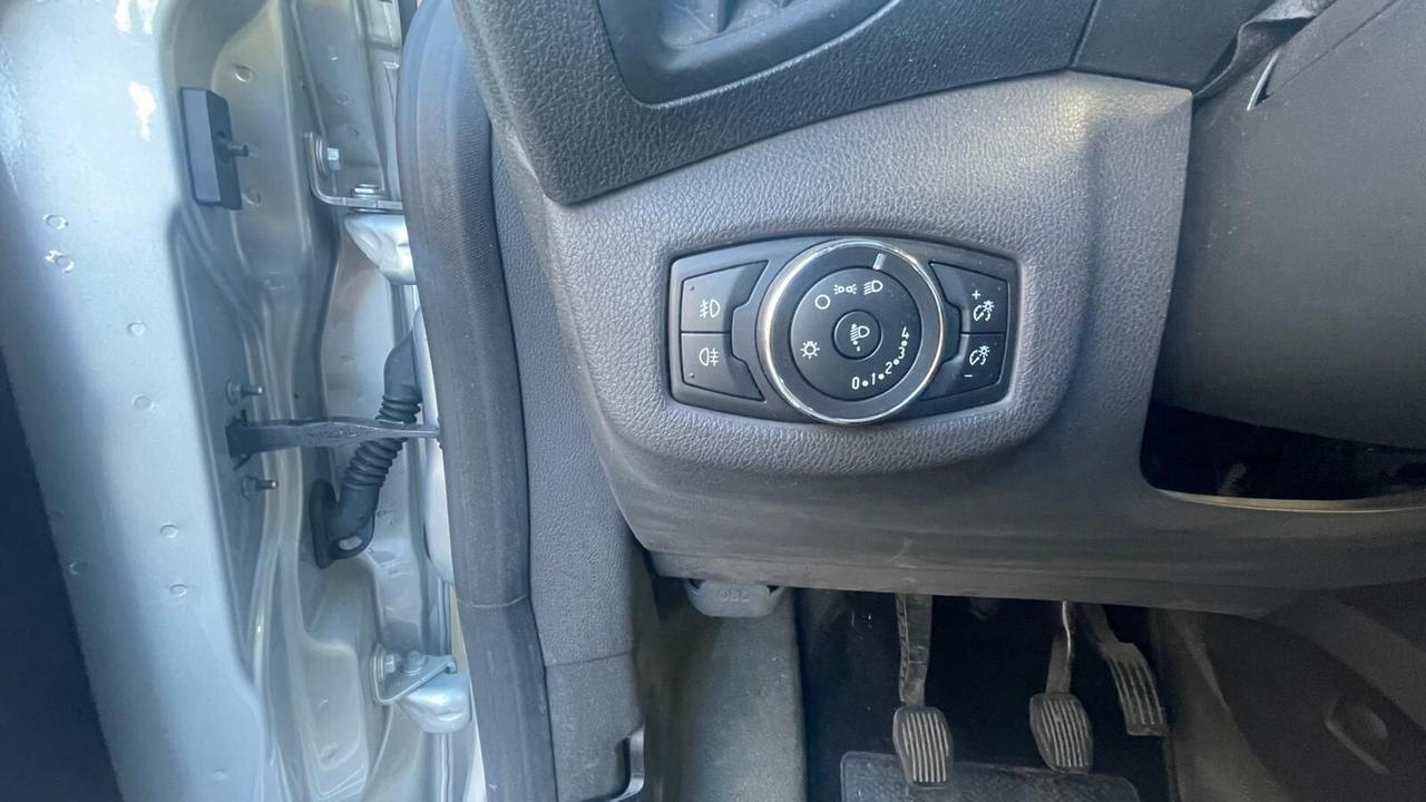 FORD TRANSIT CONNECT 1.6 TDCi 95Cv. AUTOCARRO 5 POSTI