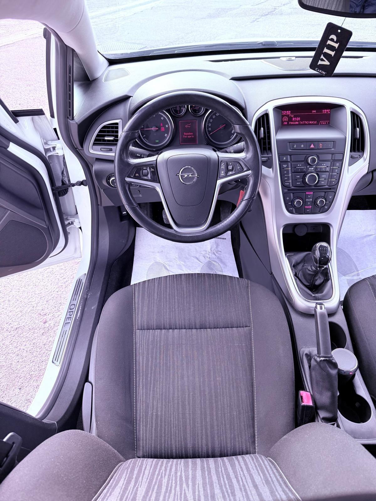 Opel Astra 1.7 CDTI 110CV 5 porte Ok neopatentati