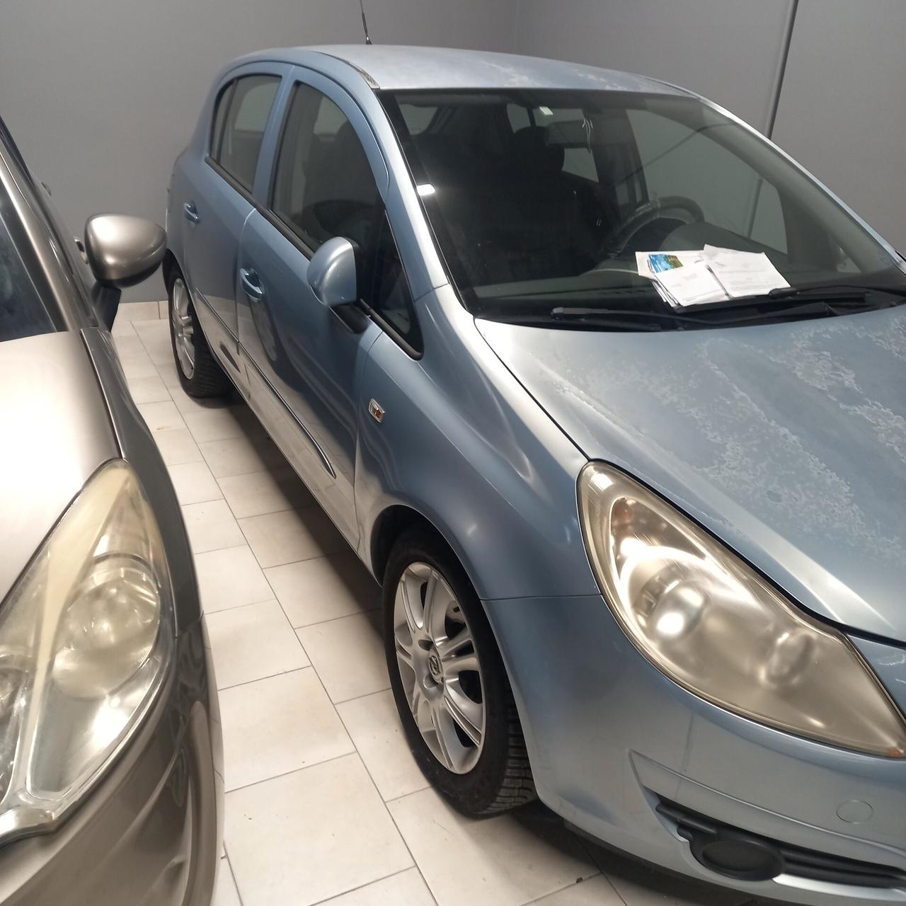 Opel Corsa 1.2 5 porte Easytronic Club