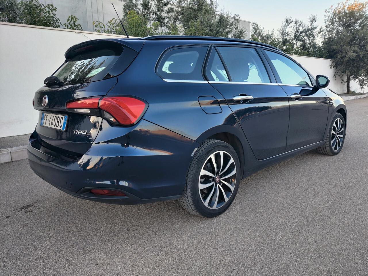 Fiat Tipo 1.6 Mjt S&S SW Lounge km.150mila
