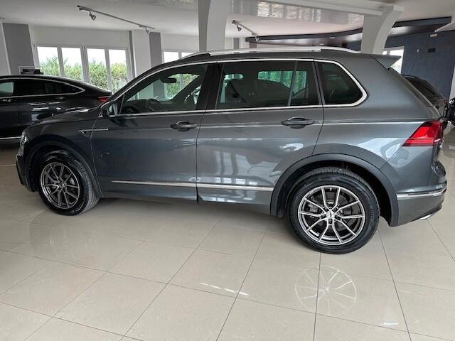 Volkswagen Tiguan 2.0 BiTDI SCR DSG 4MOTION R-Line BMT