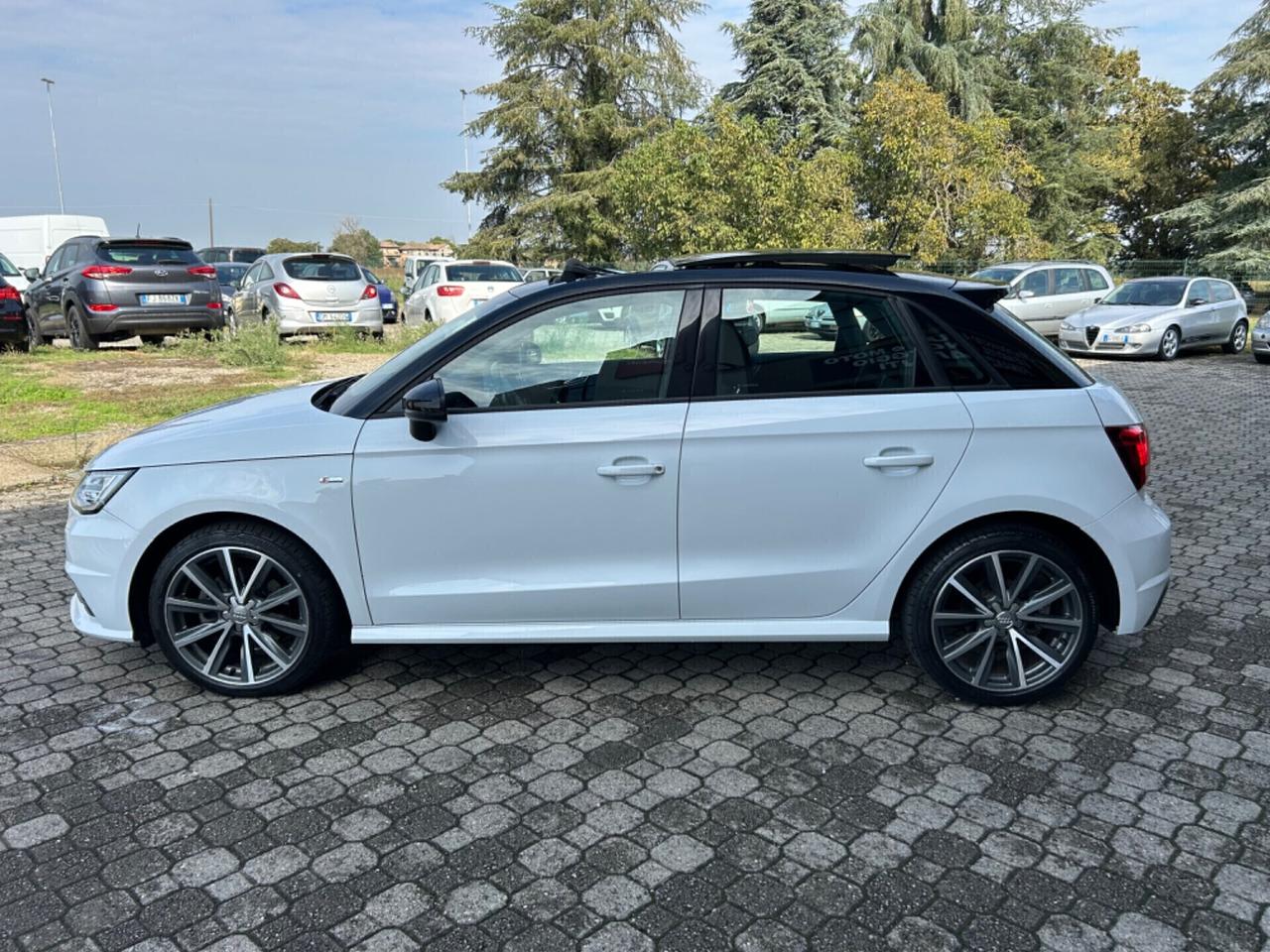 Audi A1 1.6 TDI 116 CV S tronic |S-LINE |TETTO PANO |NEOPATENTATI