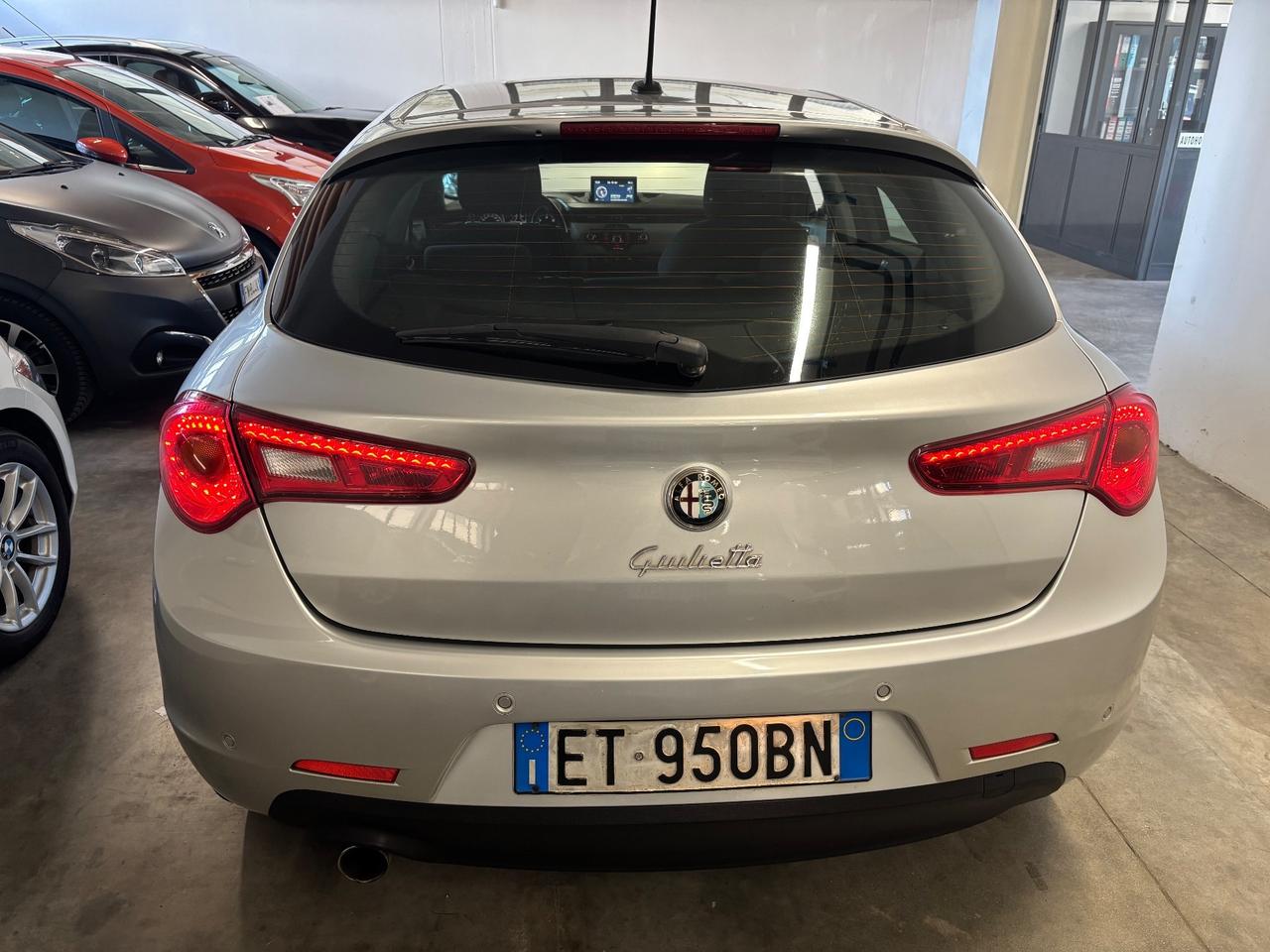 Alfa Romeo Giulietta 1.6 JTDm-2 |OK NEOPATENTATI |