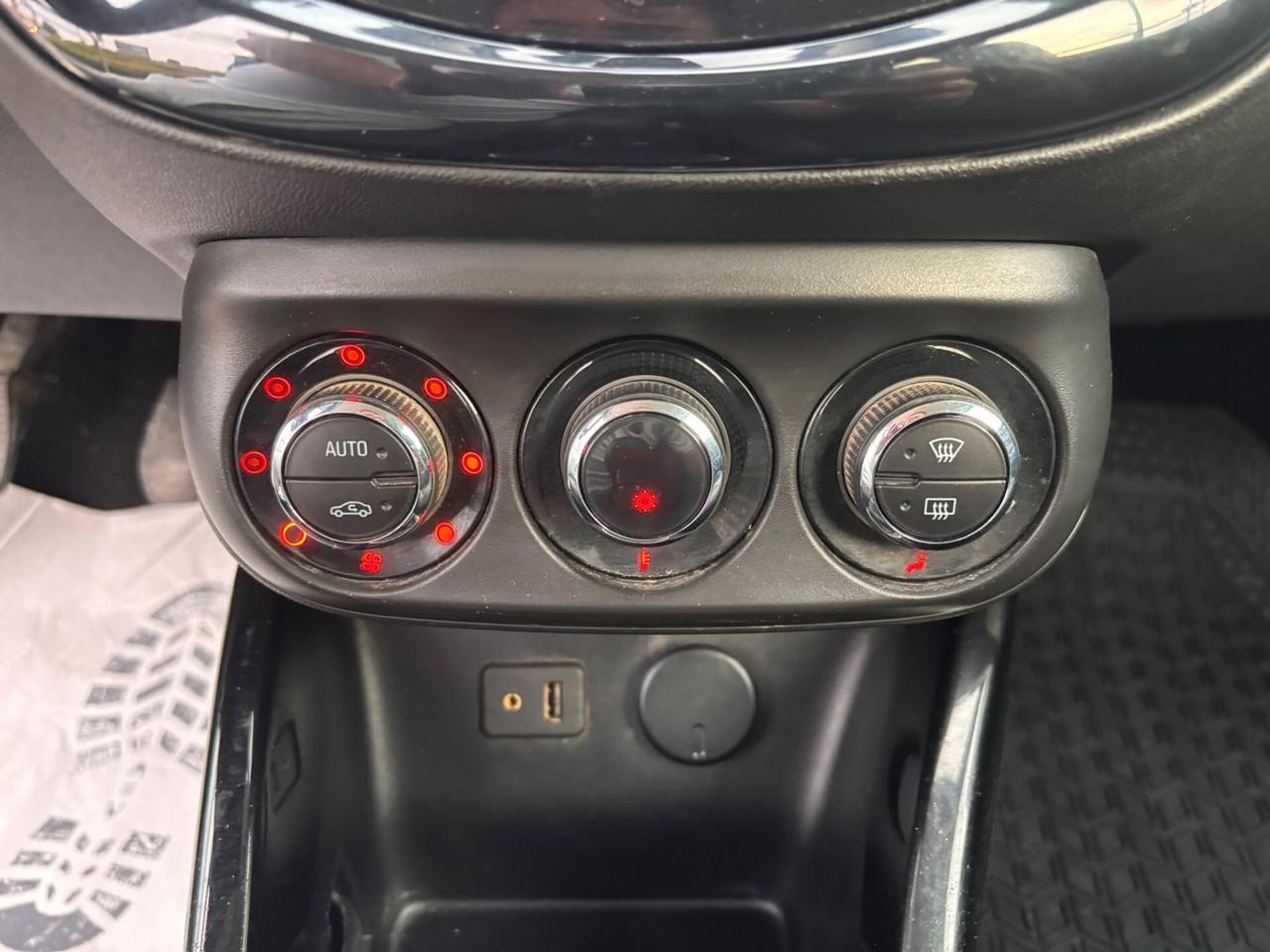 Opel Adam 1.2 70 CV Start&Stop Jam
