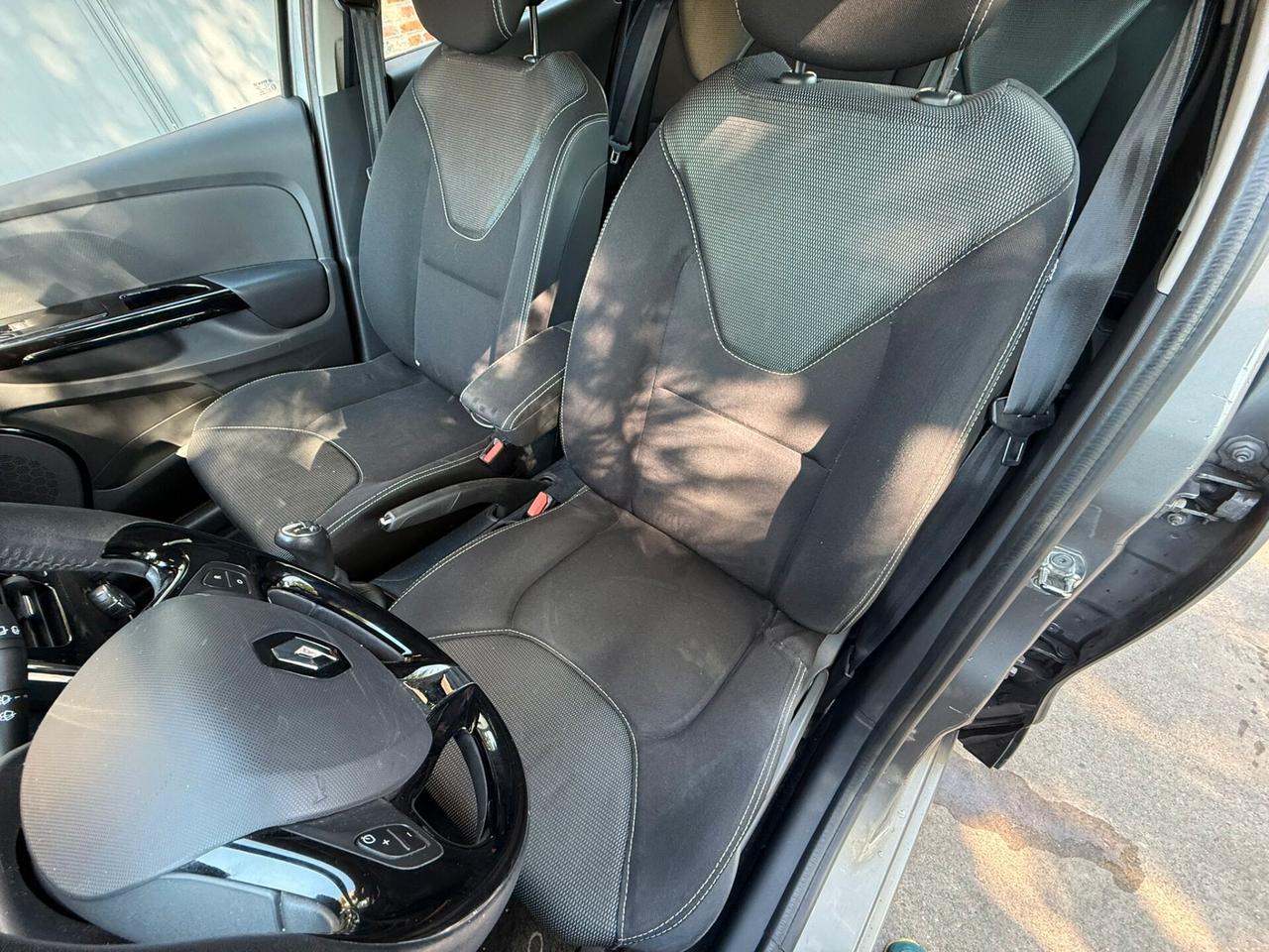 Renault Clio 1.5 dci DIESEL Live 75cv