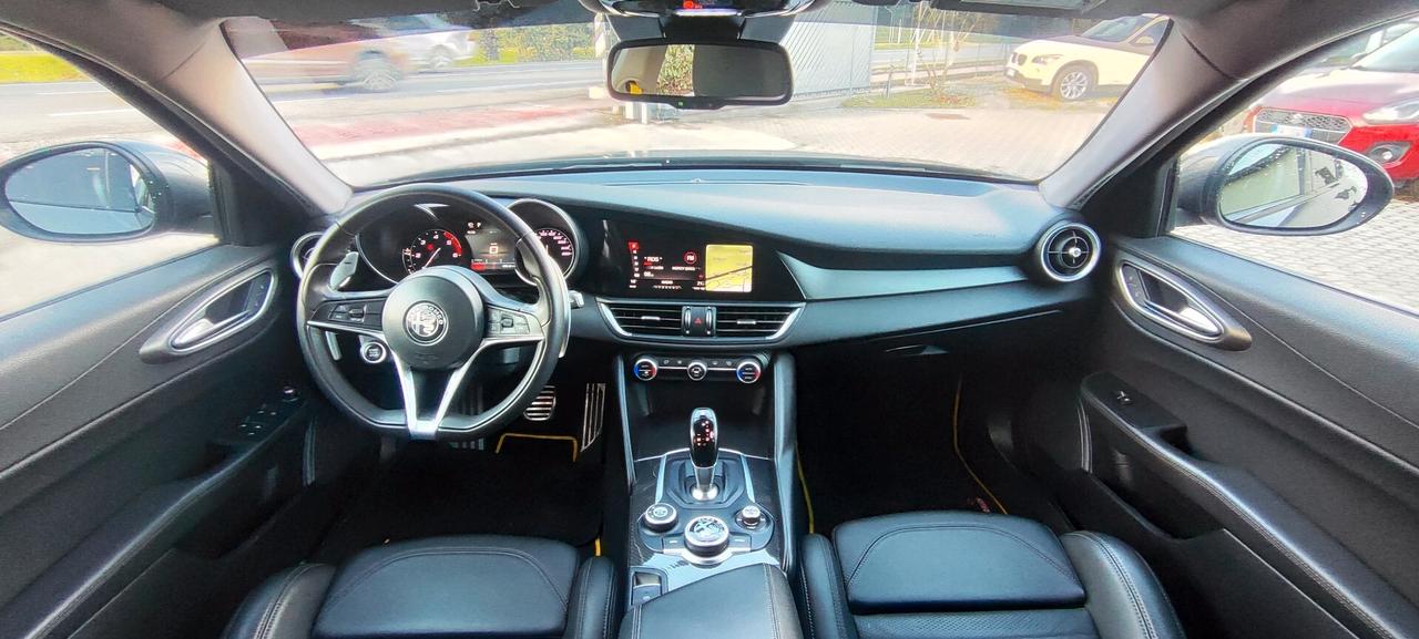 Alfa Romeo Giulia 2.2 Turbodiesel 180 CV AT8 Sport Edition