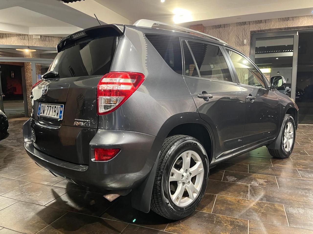 Toyota RAV 4 RAV4 2.0 MultidriveS Luxury