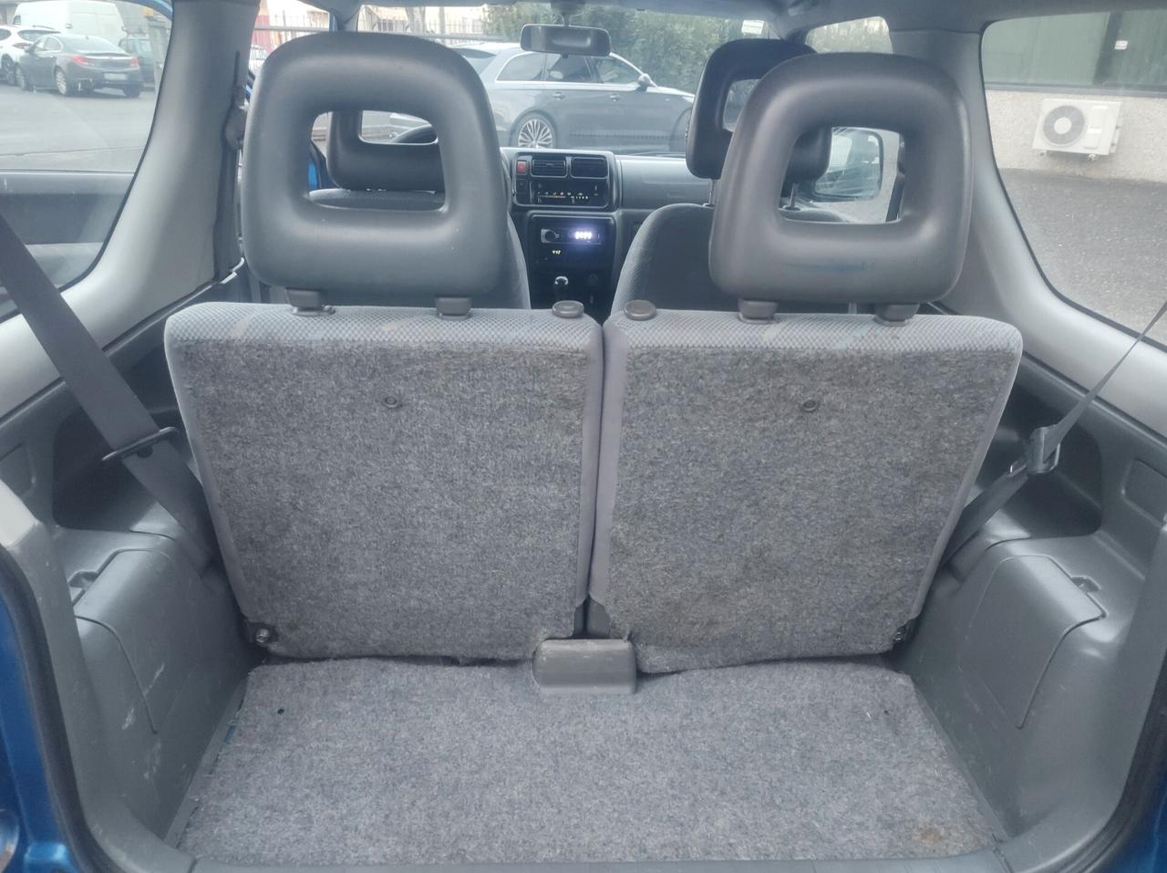 Suzuki Jimny 1.3i 16V cat 4WD JLX