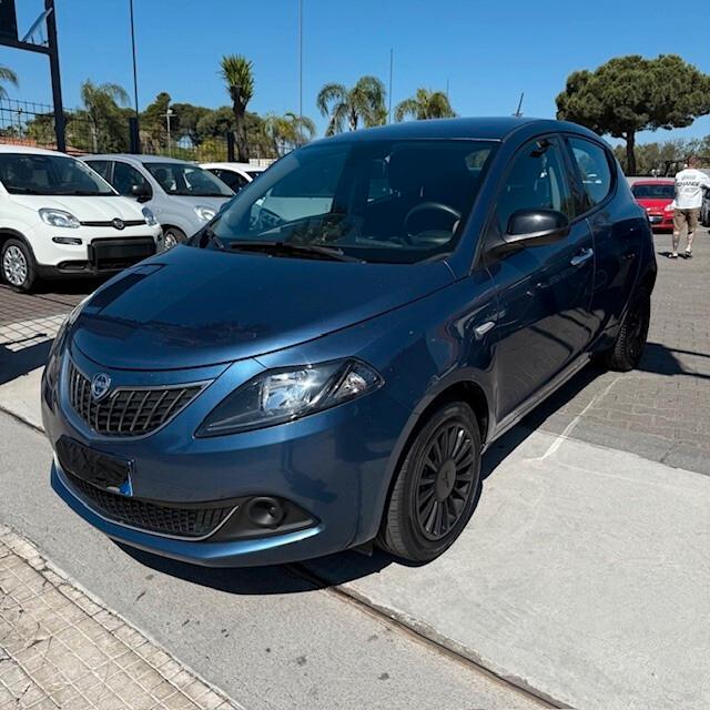 Lancia Ypsilon 1.0 FireFly 5 porte S&S Hybrid Ecochic A. Ferretti