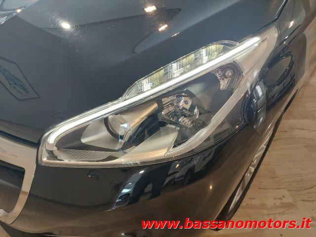 PEUGEOT 208 PureTech 82 5p. GPL NEOPATENTATI