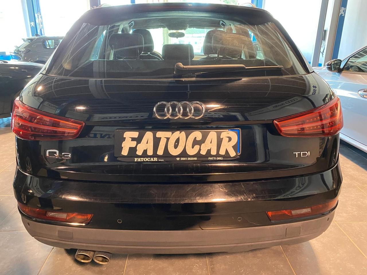 Audi Q3 2.0 TDI 120 CV Business
