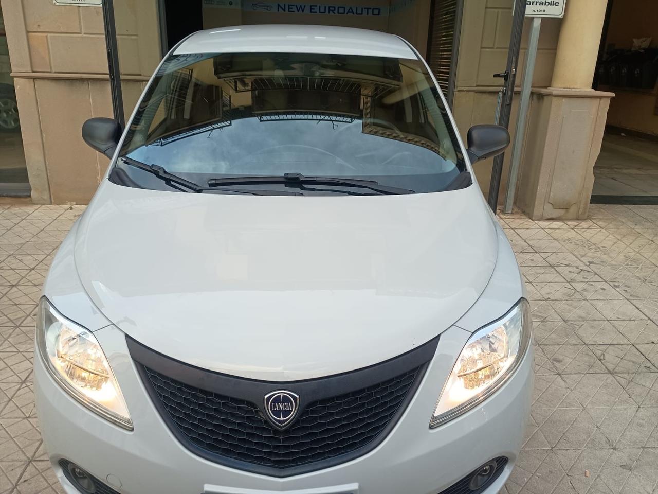 Lancia Ypsilon 1.2 69 CV 5 porte GPL Ecochic Gold