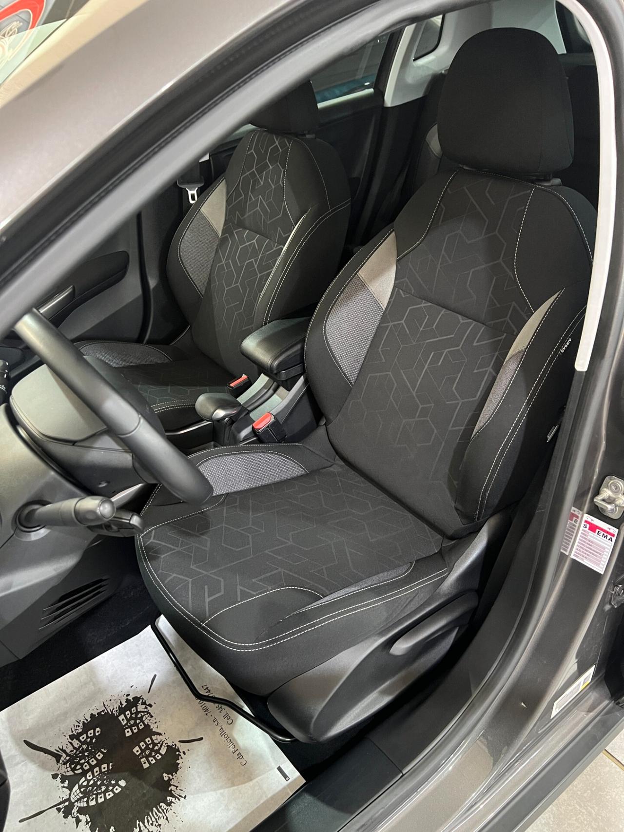 Peugeot 2008 1.6 100 CV - Black Matt - 2018