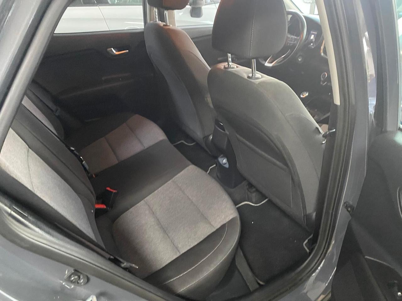 Kia Stonic 1.0 T-GDi 100 CV MHEV MT Style