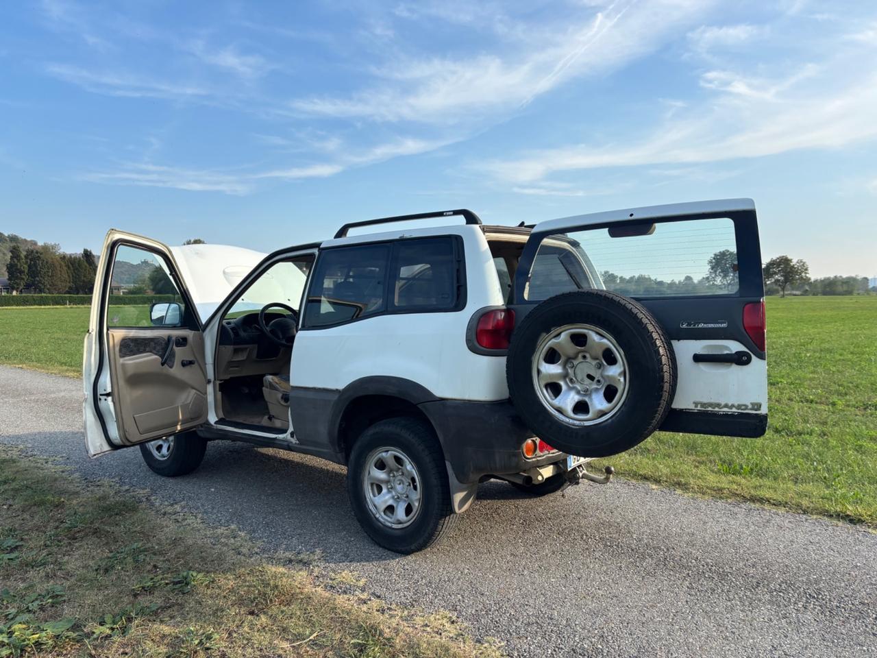 NISSAN TERRANO 2.7 Tdi AUTOCARRO GANCIO TRAINO