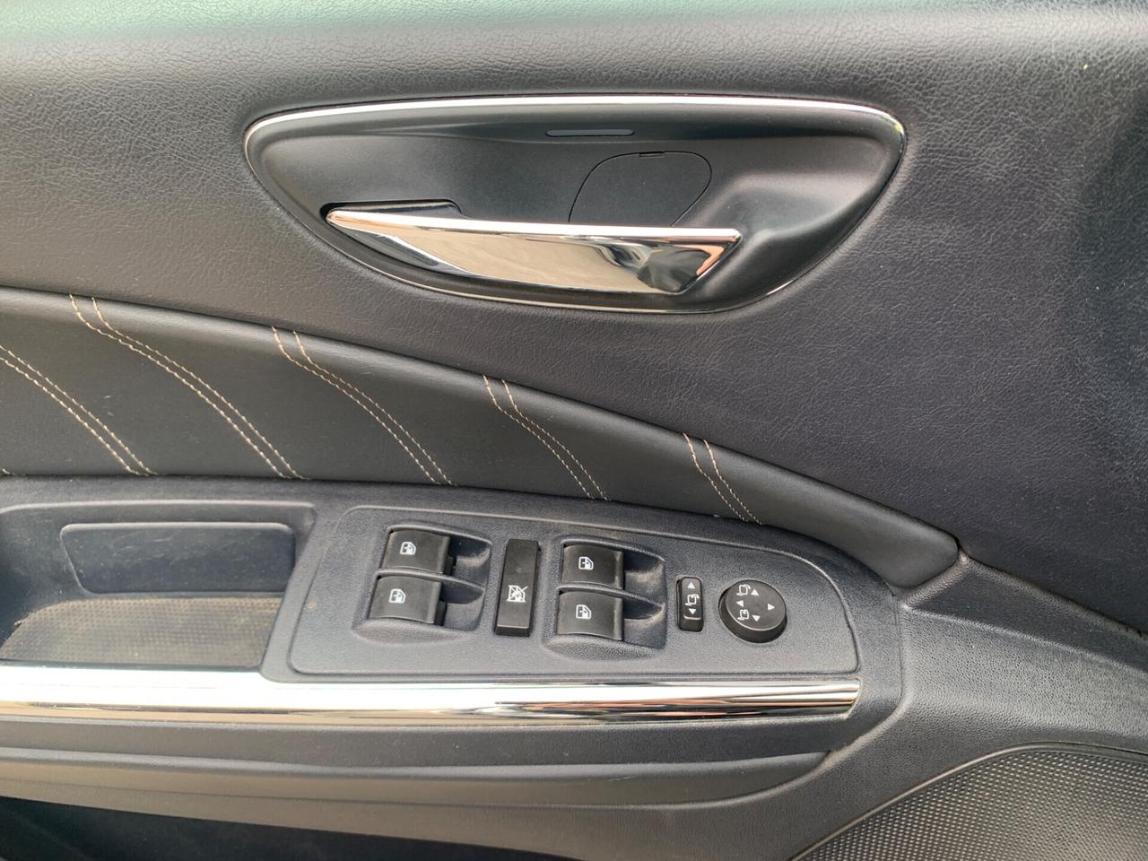 Lancia Delta 1.6 MJT DPF Argento