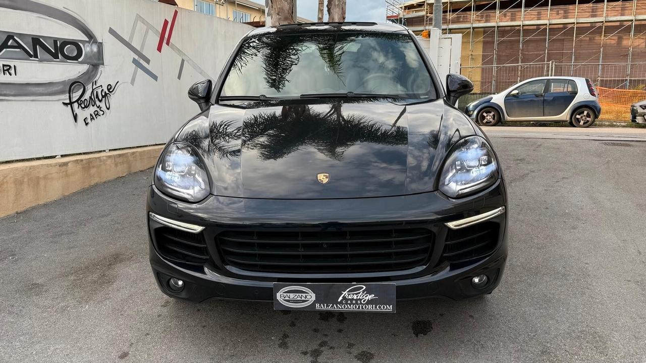 PORSCHE CAYENNE 3.0 DIESEL 2016 PLATINUM EDITION