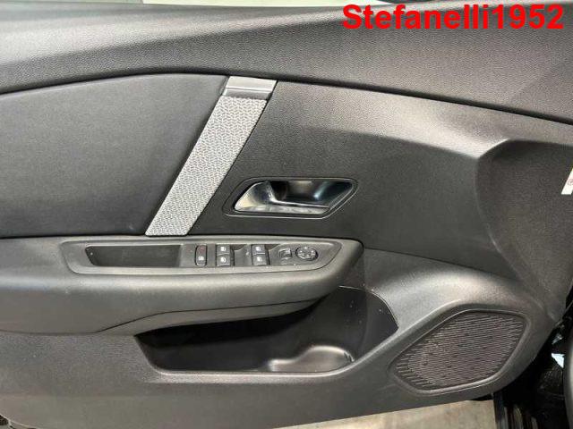 CITROEN C4 PureTech 130 S&S EAT8 - PLUS
