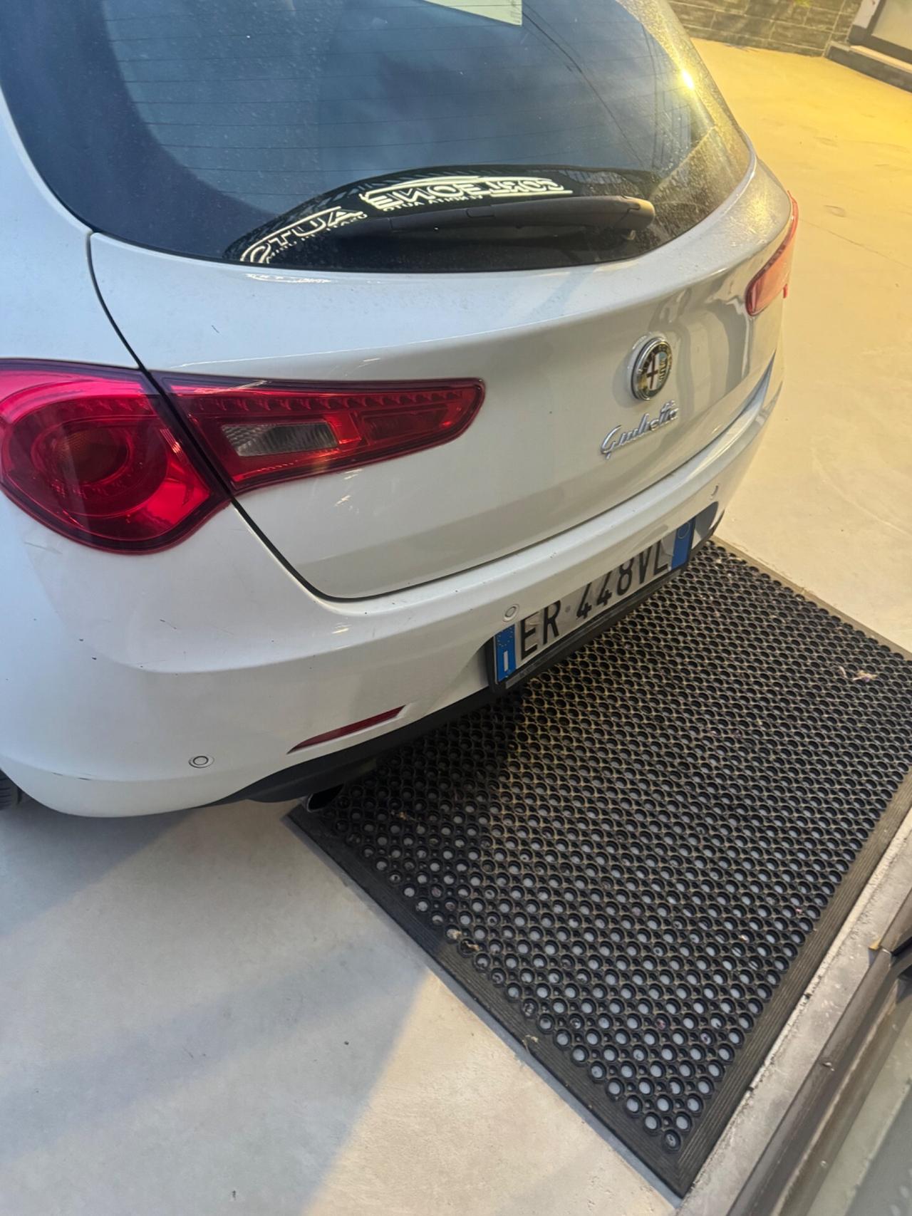 Alfa Romeo Giulietta 1.6 JTDm-2 105 CV Exclusive