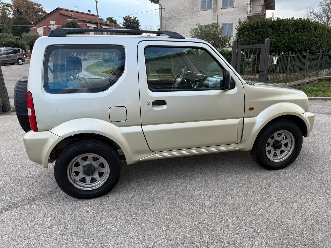 Suzuki Jimny 1.3i 16V cat 4WD JLX