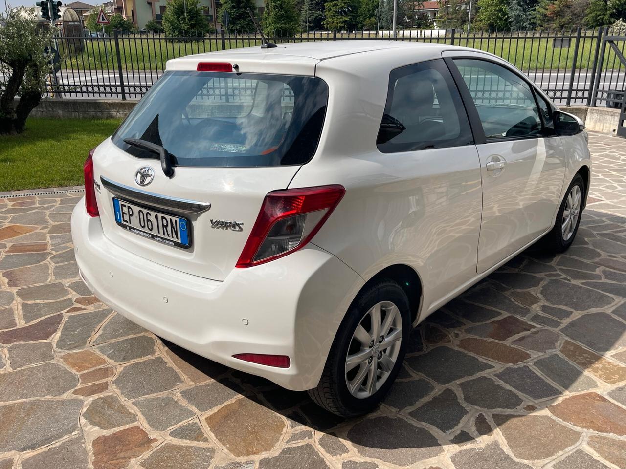 Toyota Yaris 1.0 Active 3p. OK Neop.