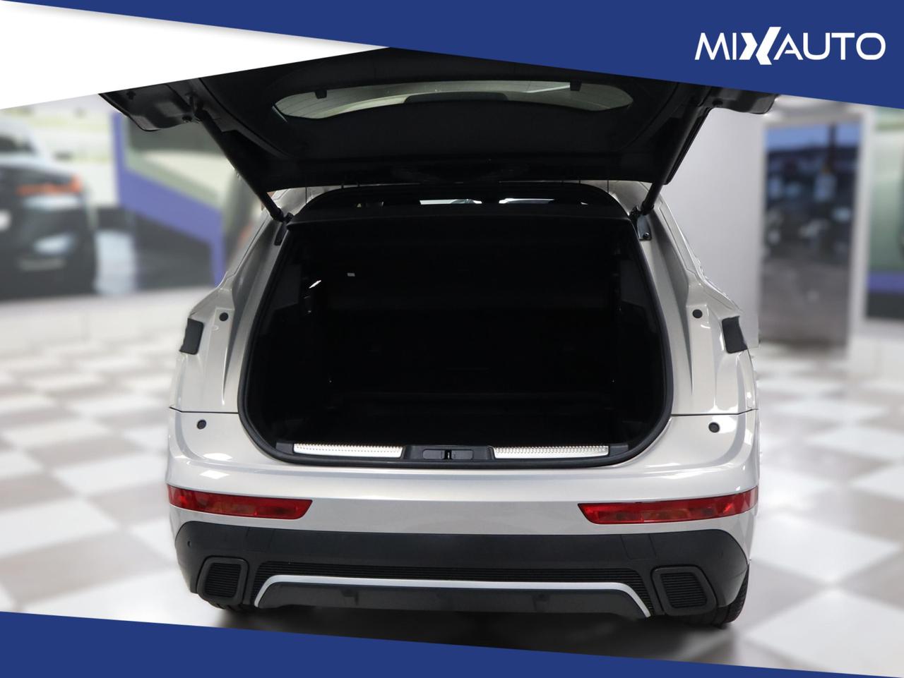 DS Automobiles DS 7 Crossback 1.5 BlueHDI Performance Line 130cv auto