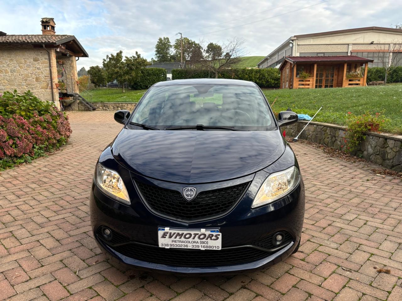 Lancia Ypsilon 1.2 69 CV 5 porte GPL Ecochic Gold