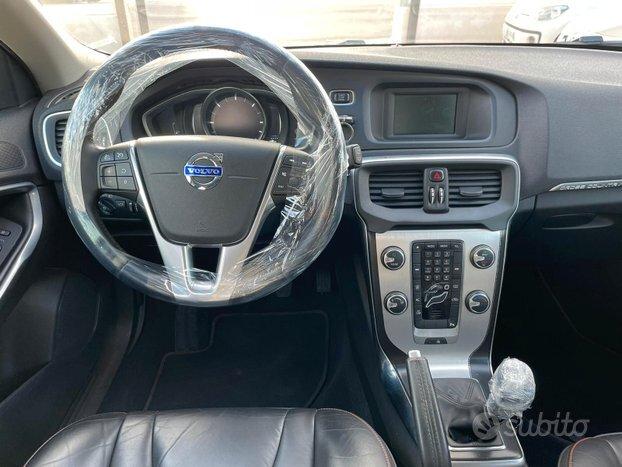 Volvo V40 Cross Country "Finanziabile Senza Busta Paga"