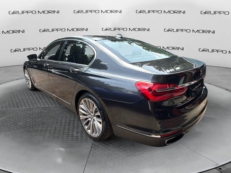 BMW Serie 7 740e Luxury autom.