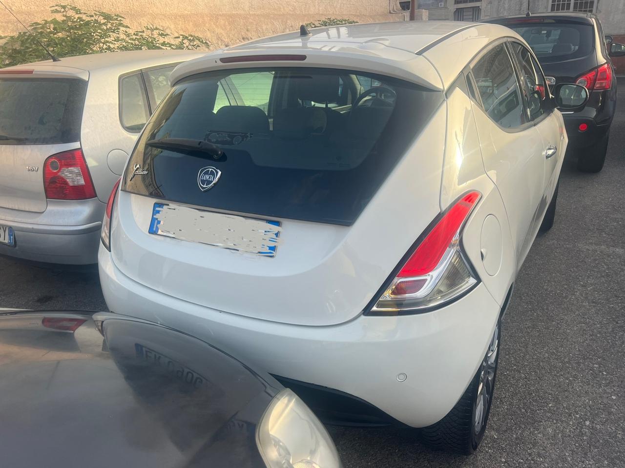 Lancia ypsilon 1.2 benzina GPL anno 2014