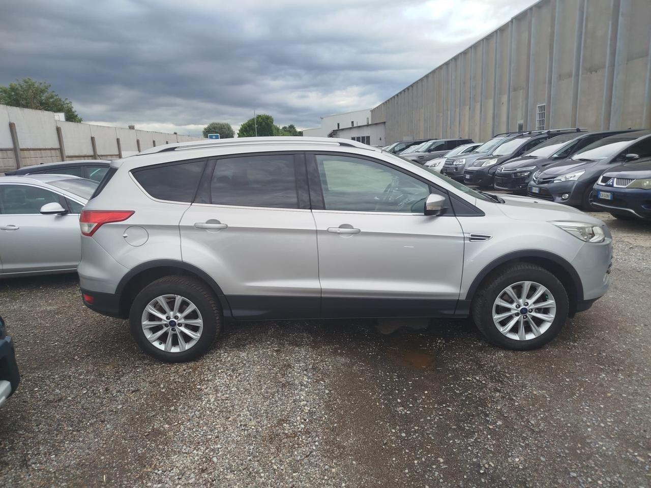 Ford Kuga 2.0 TDCI 150 CV S&S 4WD Titanium