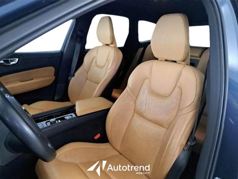 Volvo XC60 B5 235+14 CV AWD Automatica Mild Hybrid Diesel Inscription