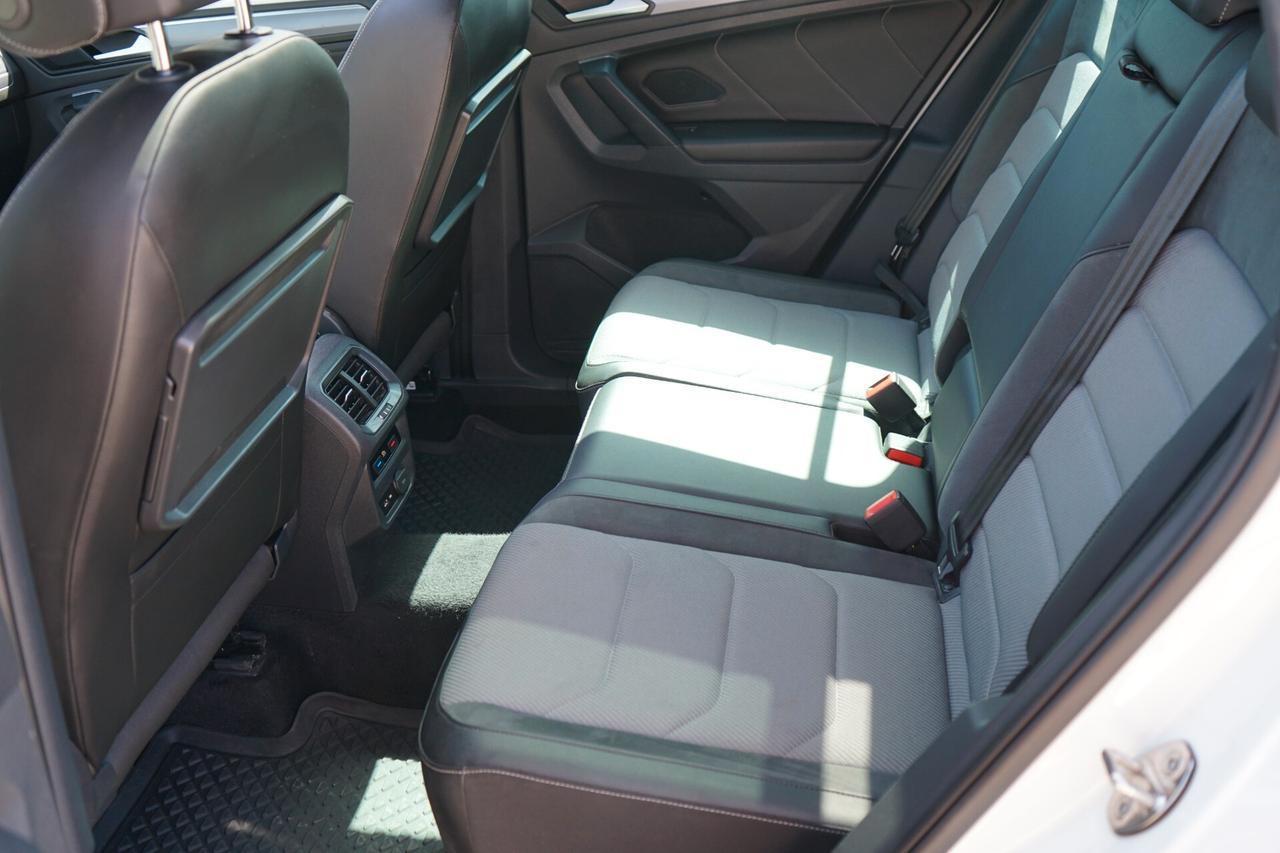 Volkswagen Tiguan 2.0 tdi R-Line BM 4motion dsg TETTO