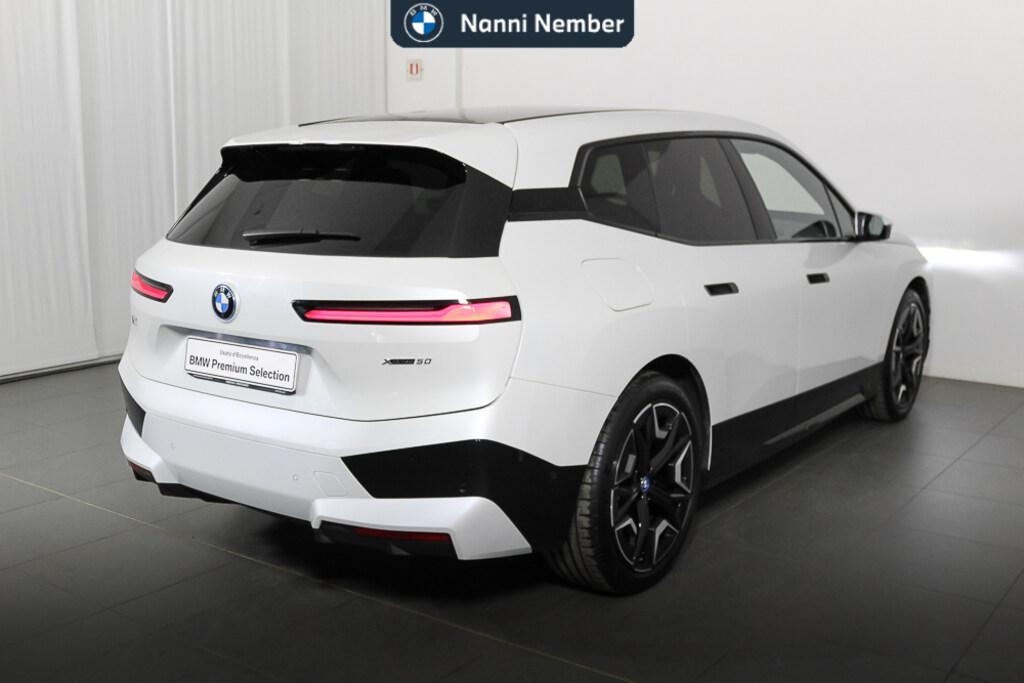 BMW iX 50 pacchetto sportivo xDrive