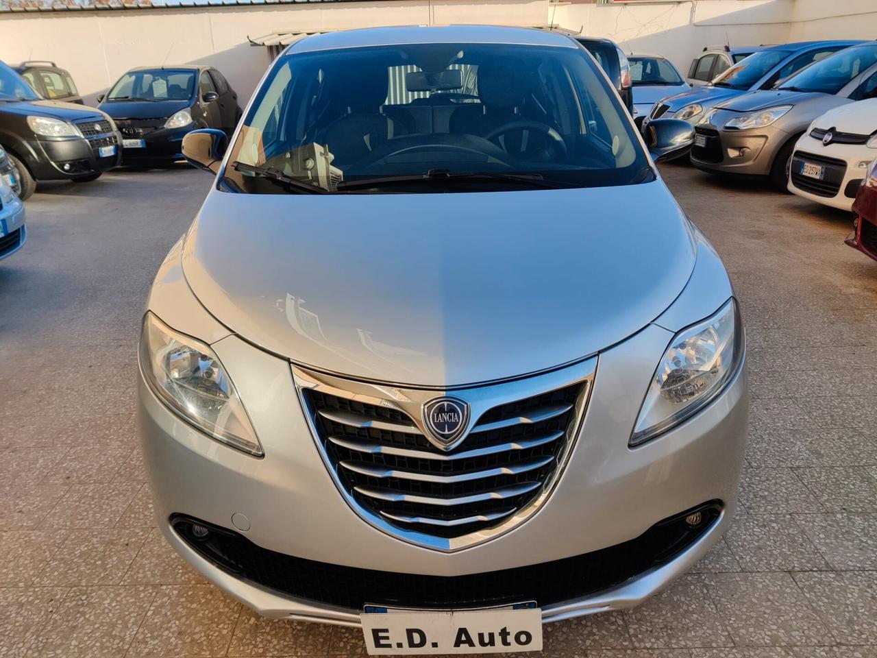 Lancia Ypsilon 1.2 Benz/GPL