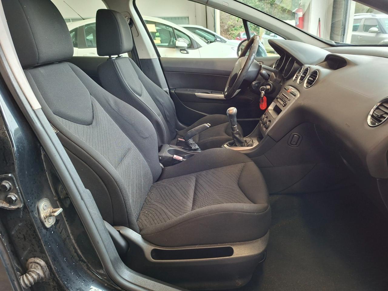 Peugeot 308 1.6 HDI NEOPATENTATI / EURO 5