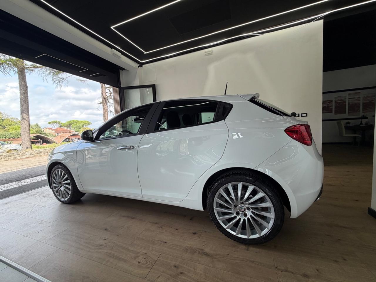 Alfa Romeo Giulietta 1.6 JTDm TCT 120 CV Super