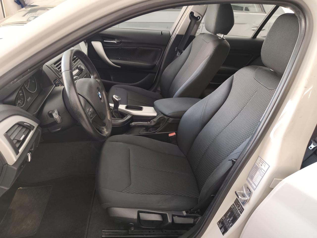 Bmw 118 118d 5p. Urban
