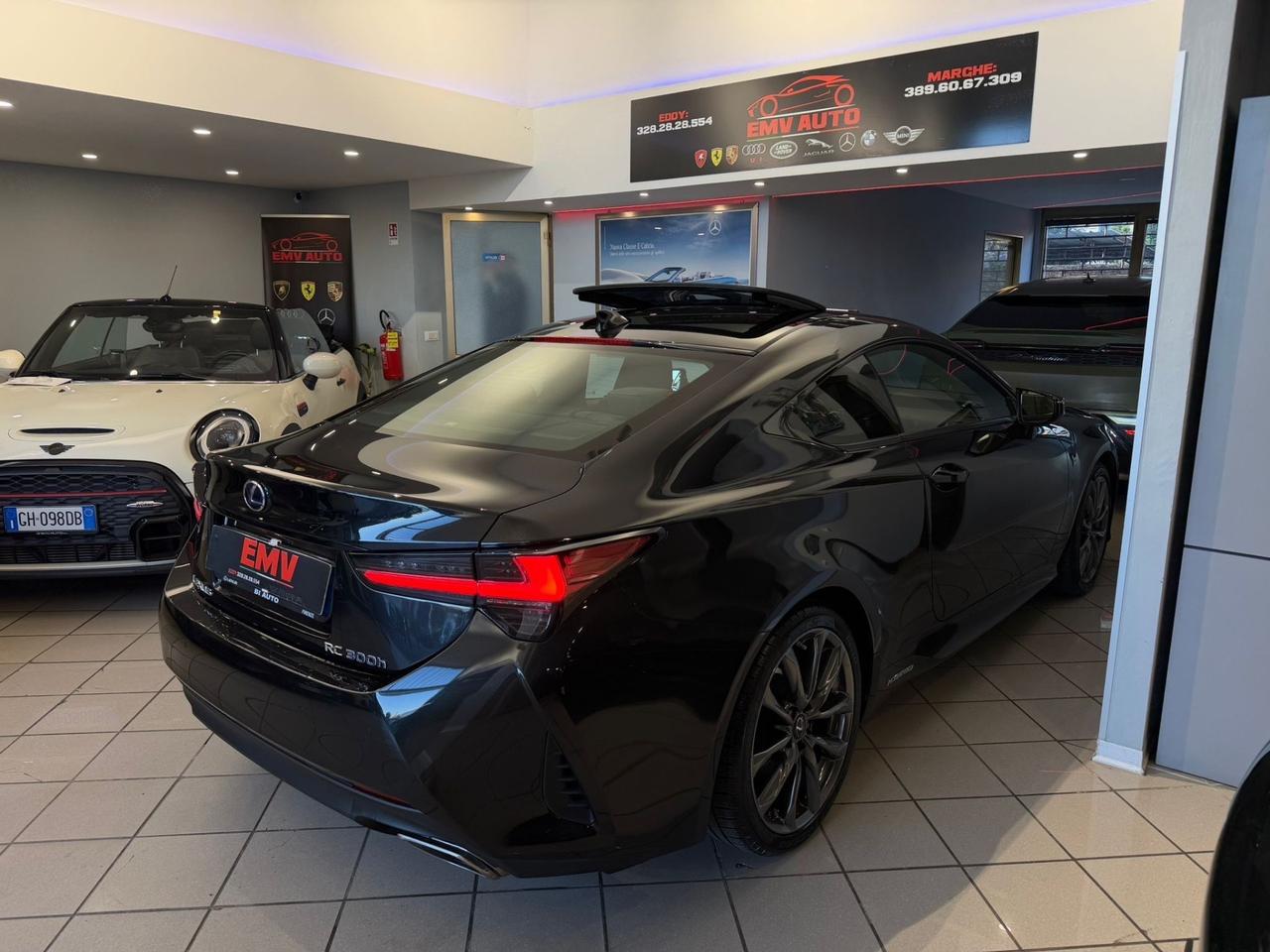 Lexus RC 300h HYBRID F SPORT