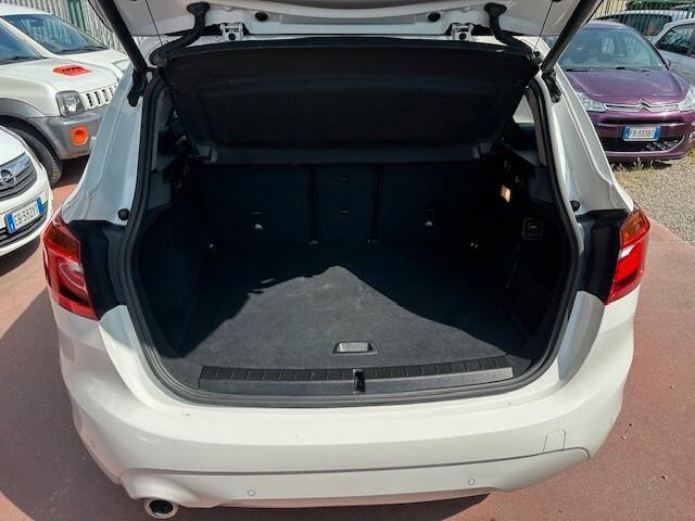 Bmw 2er Active Tourer 218i Active Tourer Sport,